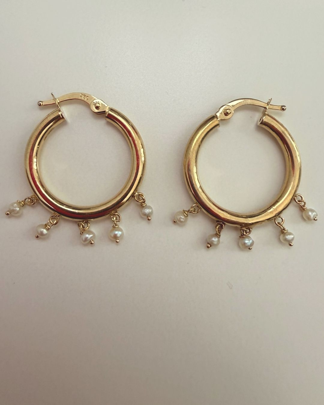 5 Pearls Earrings