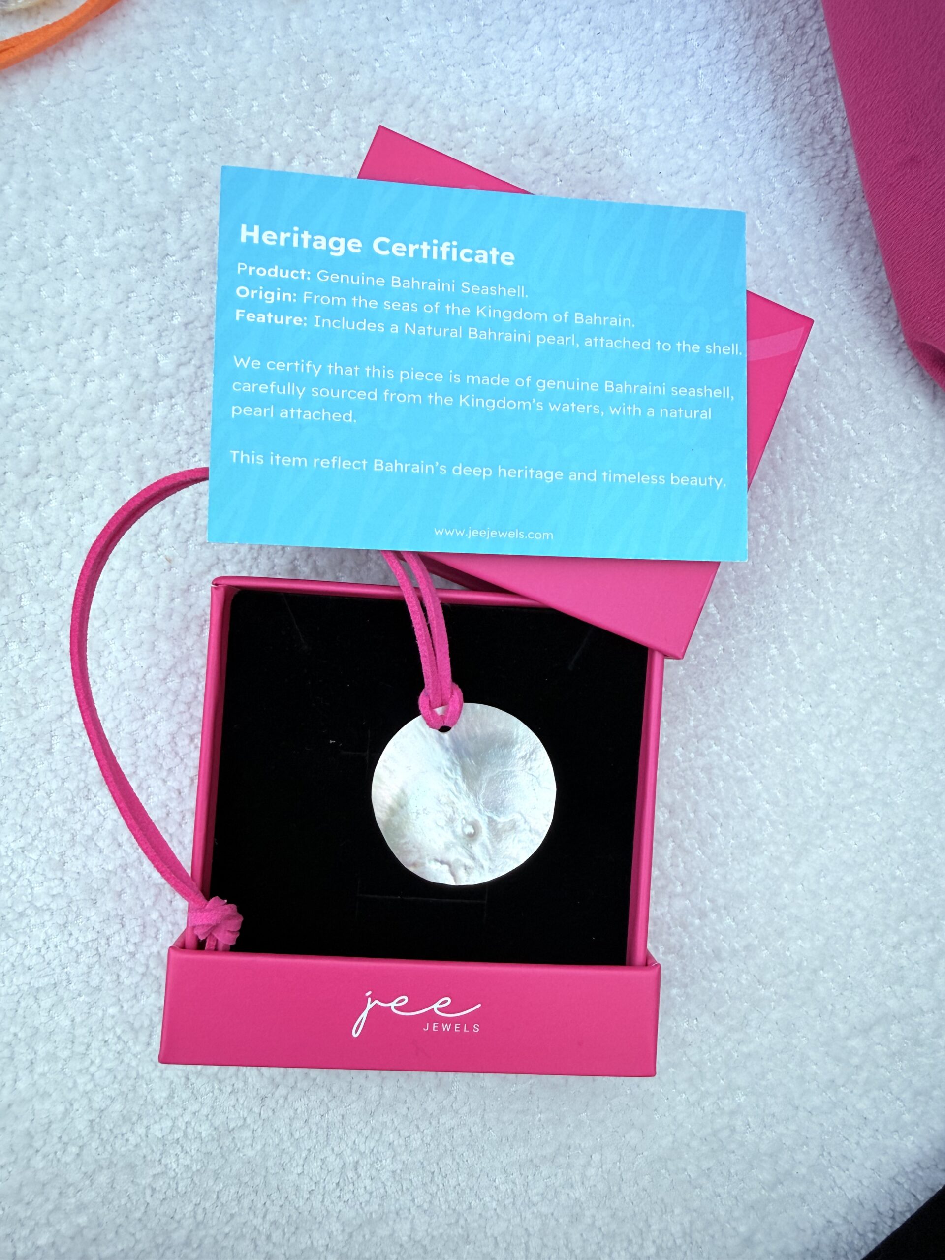 Sea Glow Car Pendant (Pink)
