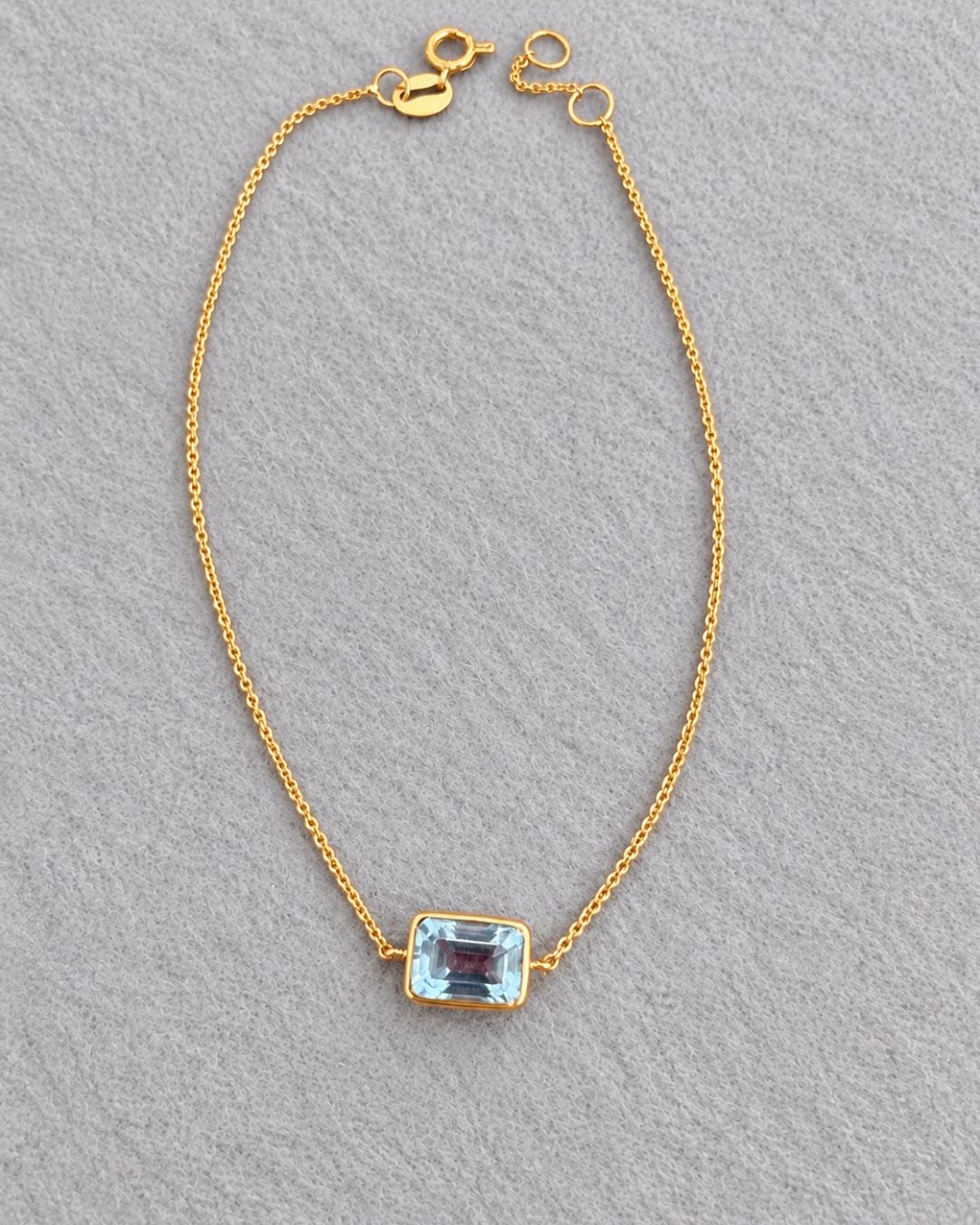 Topaz Bracelet (DEC: BIRTHSTONE)